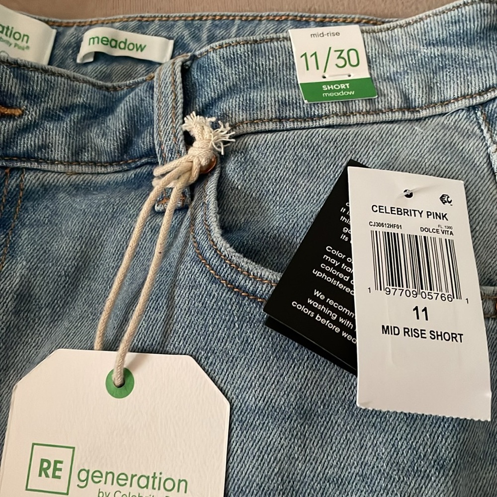 Celebrity Pink Meadow Mid-rise Denim Shorts - Picture 2 of 4